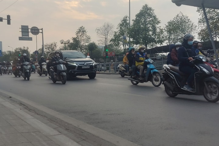 Không khí lạnh tăng cường, miền Bắc không mưa, nhiệt độ giảm