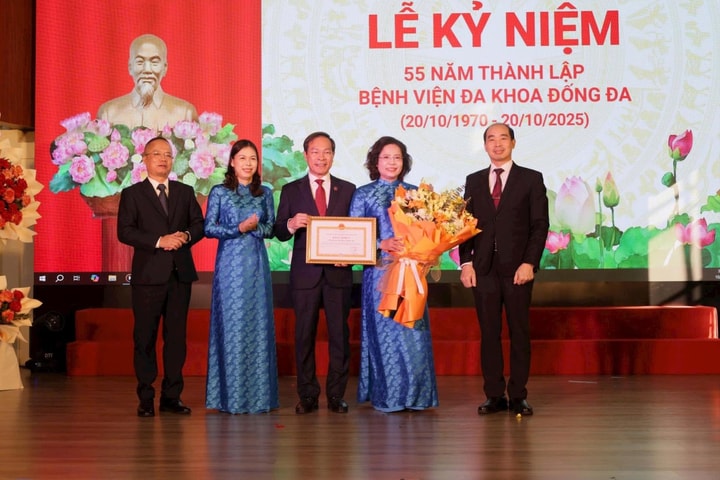 Bệnh viện đa khoa Đống Đa kỷ niệm 55 năm thành lập: “Kỹ thuật chuyên sâu - chăm sóc tận tình - nâng tầm chất lượng”