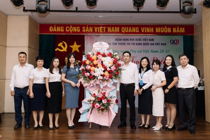 CIC lan tỏa thông điệp “Tỏa sáng phong cách” nhân ngày 20/10 - khi vẻ đẹp và trí tuệ cùng tỏa sáng nơi công sở