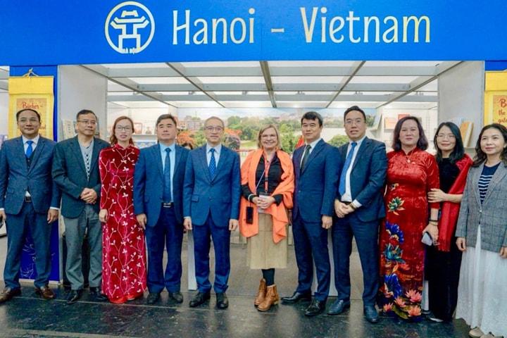 Dấu ấn không gian văn hóa Thủ đô tại Hội sách quốc tế Frankfurt năm 2025