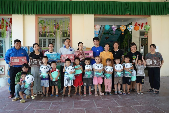 Bạn góp một, Vinamilk góp một - hành trình vượt thiên tai tiếp bước tương lai