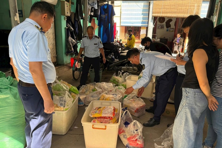 Quản lý thị trường Hà Nội xử lý 4.263 vụ việc, chuyển cơ quan điều tra 78 vụ sản xuất, buôn bán hàng giả