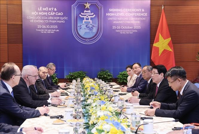 Chủ tịch nước Lương Cường tiếp Tổng Công tố Liên bang Nga