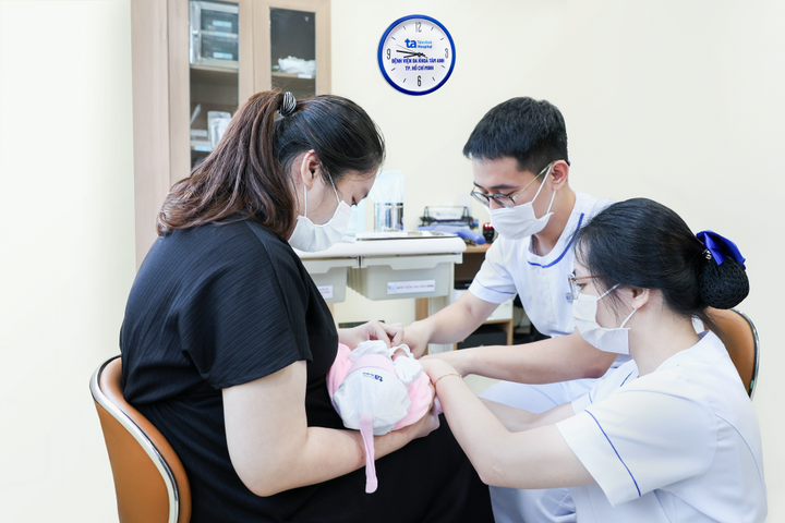 Thêm giải pháp phòng vi rút hợp bào hô hấp RSV cho trẻ ngay từ khi chào đời