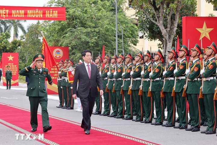 Chủ tịch nước: Xây dựng lực lượng vũ trang Quân khu 3 cách mạng, chính quy, tinh nhuệ, hiện đại