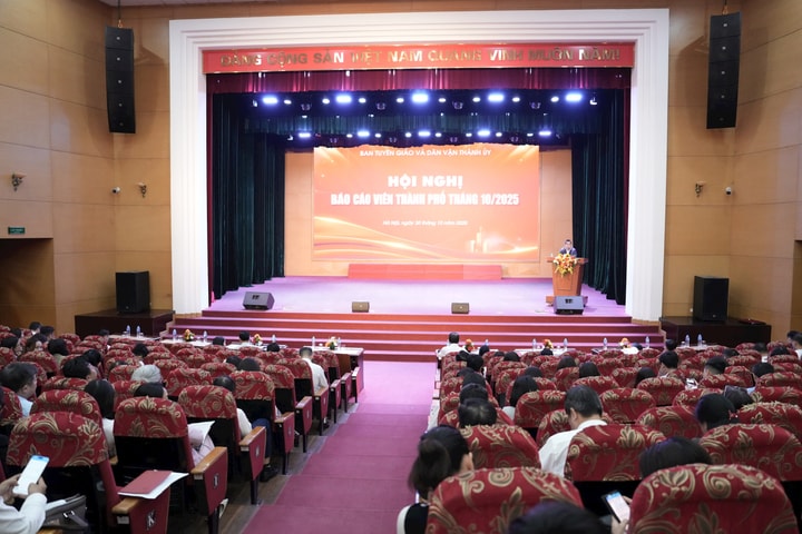 Đẩy mạnh việc lấy ý kiến đóng góp vào dự thảo các văn kiện trình Đại hội XIV của Đảng