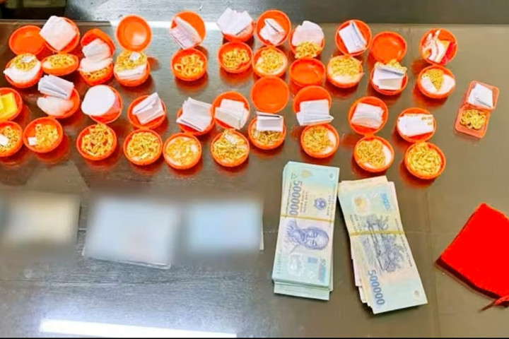 Coi chừng bị mua vàng giả trong cơn sốt giá