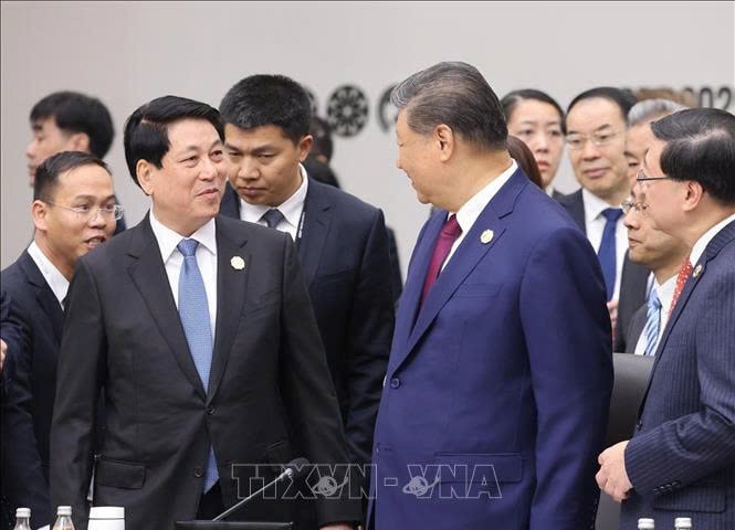 Chủ tịch nước Lương Cường gặp Tổng Bí thư, Chủ tịch Trung Quốc Tập Cận Bình