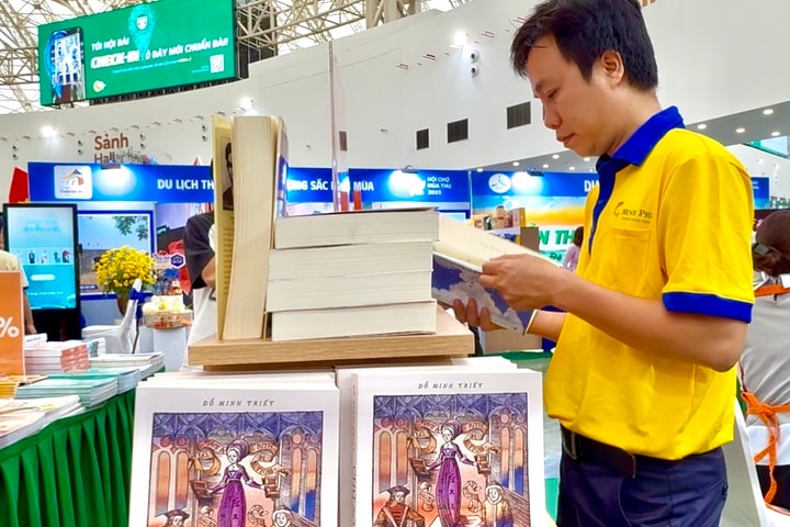 Không gian xuất bản tại Hội chợ Mùa thu: Nơi hội tụ và lan tỏa “Mùa vàng tri thức”
