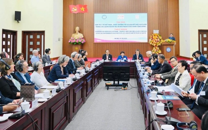 Thúc đẩy hợp tác y tế Việt Nam - Pháp trong giai đoạn mới