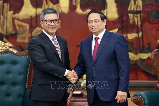 Thủ tướng Phạm Minh Chính tiếp Đại sứ Indonesia và Singapore đến chào từ biệt