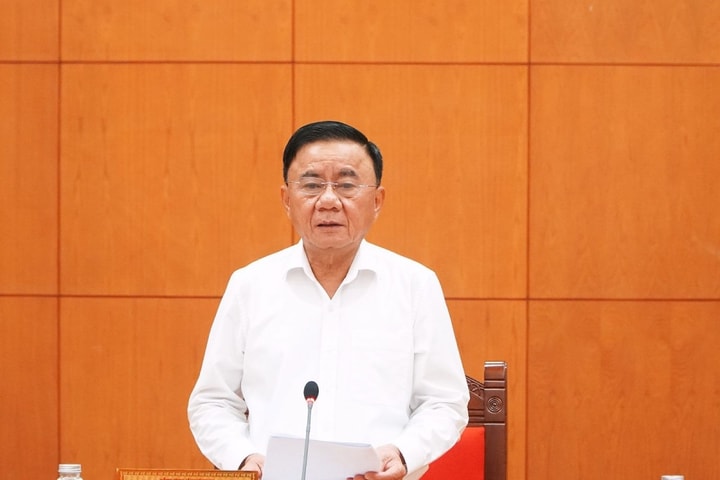 Kết luận của Bộ Chính trị, Ban Bí thư về công tác đại hội đảng bộ trực thuộc Trung ương và nhiệm vụ thời gian tới