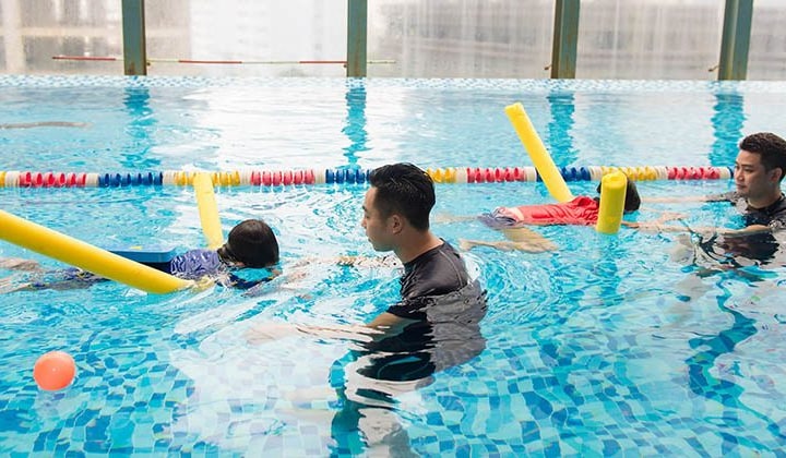 Đã có chương trình dạy bơi cho học sinh