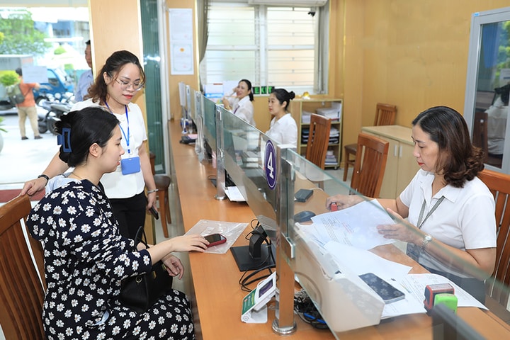 Đổi mới tư duy, xây dựng nền công vụ trách nhiệm, liêm chính, vì dân phục vụ