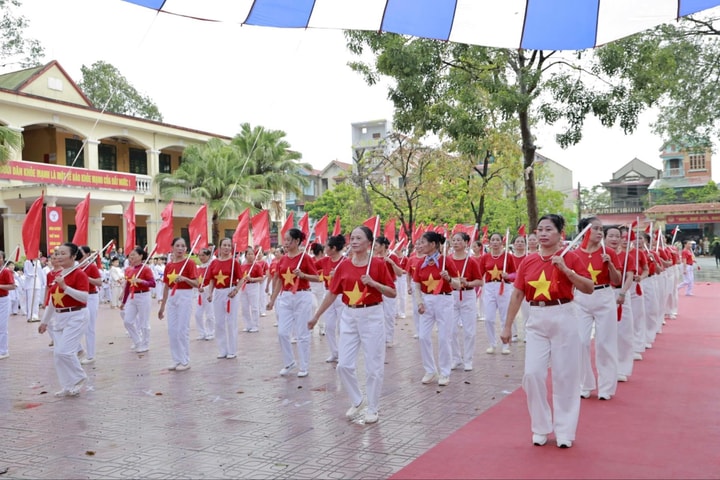 Gần 1.200 người tham gia Đại hội thể dục - thể thao xã Đa Phúc lần thứ I