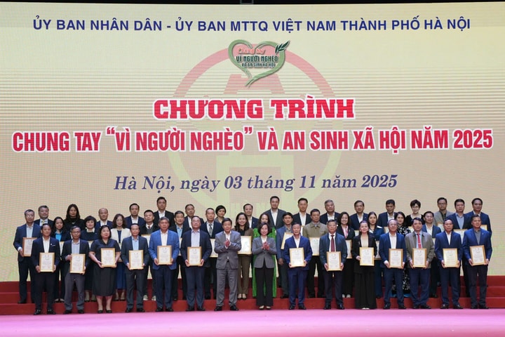 Hà Nội tiếp nhận hơn 93 tỷ đồng ủng hộ, đăng ký ủng hộ người nghèo