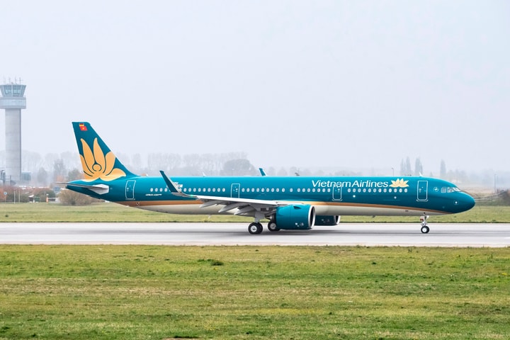 Vietnam Airlines điều chỉnh kế hoạch khai thác do ảnh hưởng của bão số 13