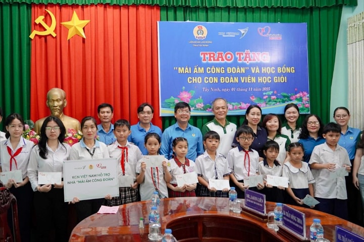 Tập đoàn KCN Việt Nam khởi động chuỗi hoạt động hỗ trợ cộng đồng