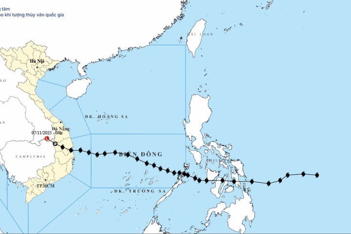Bão tan, miền Trung tiếp tục mưa, lũ lớn