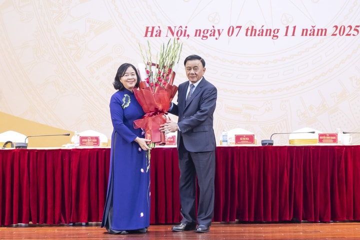 Bà Bùi Thị Minh Hoài giữ chức Chủ tịch Ủy ban Trung ương MTTQ Việt Nam khóa X, nhiệm kỳ 2024 - 2029