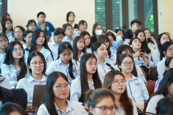 Diễn đàn Văn hóa và Giáo dục mùa thu lần thứ hai: Hướng tới giáo dục sáng tạo trong kỷ nguyên số