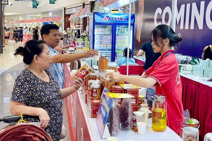 Hà Nội: Đẩy mạnh kích cầu, tăng mức bán lẻ dịp cuối năm