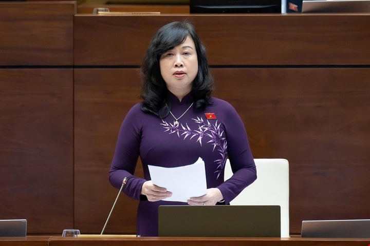 Chuyển từ “dân số và chính sách kế hoạch hóa gia đình” sang “dân số và phát triển”