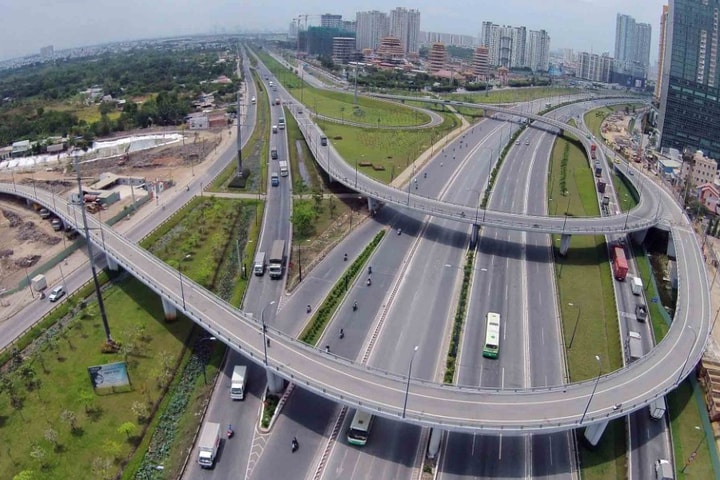 Chính phủ "đốc" tiến độ 9 dự án quan trọng quốc gia