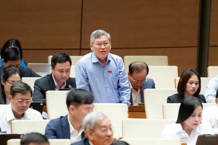 Cần có nhiều chính sách hỗ trợ phụ nữ sinh đủ hai con ở mọi độ tuổi