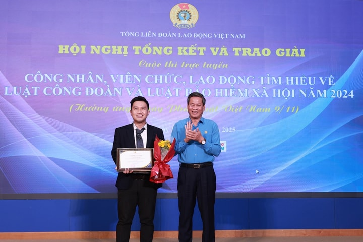 Trao giải cuộc thi tìm hiểu Luật Công đoàn, Luật Bảo hiểm xã hội 2024