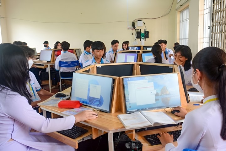 Ngành Giáo dục Cà Mau quyết tâm nâng cao chất lượng toàn diện