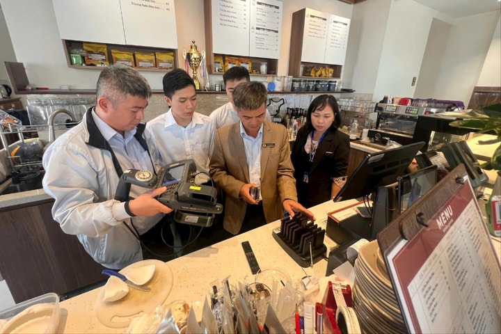 Thiết bị phát sóng không rõ nguồn gốc làm “tê liệt” hàng loạt smart key