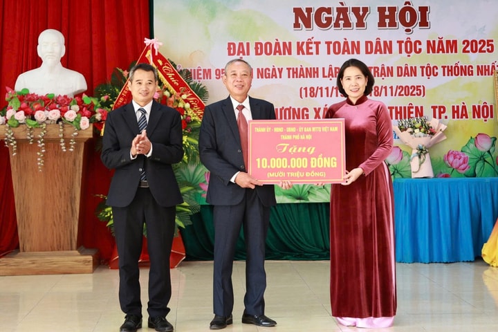 Thôn Lương Xá (xã Ứng Thiên) tổ chức ngày hội Đại đoàn kết toàn dân tộc