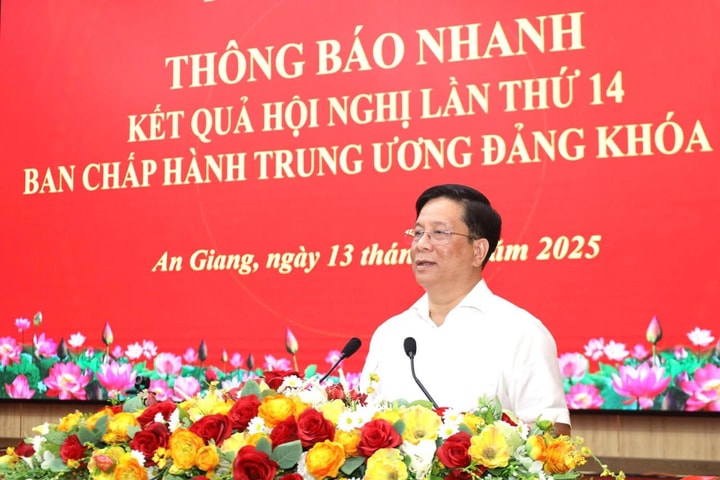 Hơn 13.600 đại biểu dự Hội nghị thông báo nhanh kết quả Hội nghị Trung ương 14 khóa XIII