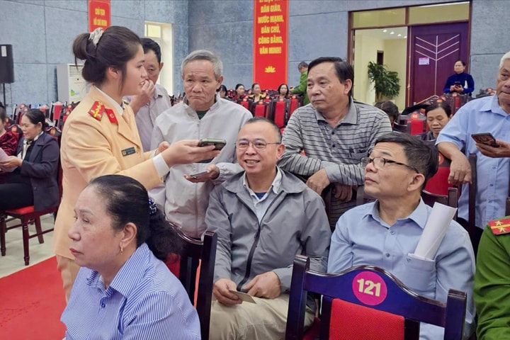 Hà Nội ứng dụng iHanoi để chuẩn hóa dữ liệu phương tiện, giấy phép lái xe