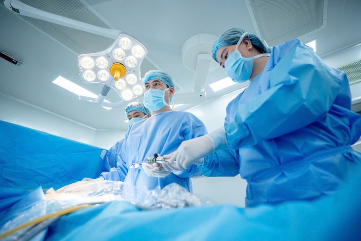 Bệnh nhân thoát vị vết mổ hiếm gặp hồi phục ngoạn mục sau một ngày phẫu thuật tại Vinmec Hạ Long