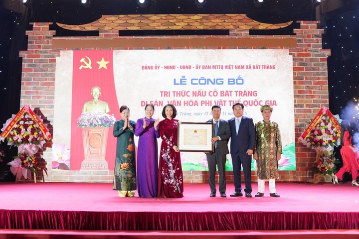 "Tri thức nấu cỗ Bát Tràng” được ghi danh vào danh mục Di sản văn hóa phi vật thể quốc gia