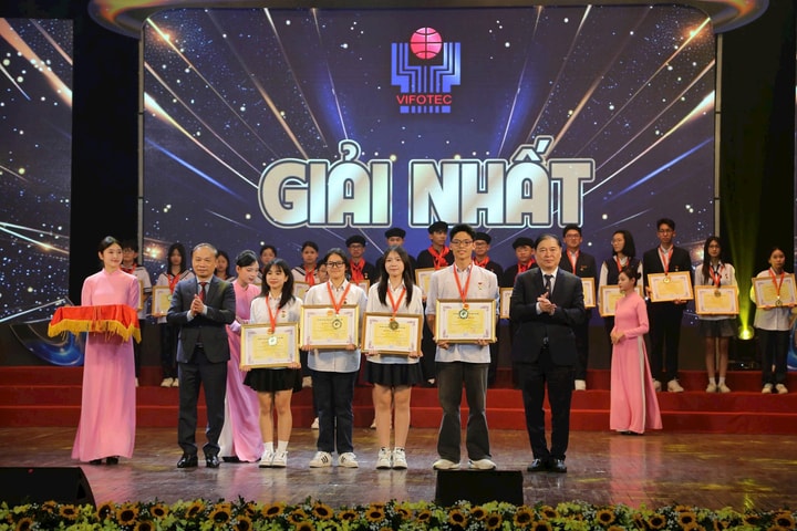 Trao Giải Cuộc thi sáng tạo của thanh thiếu niên, nhi đồng toàn quốc năm 2025