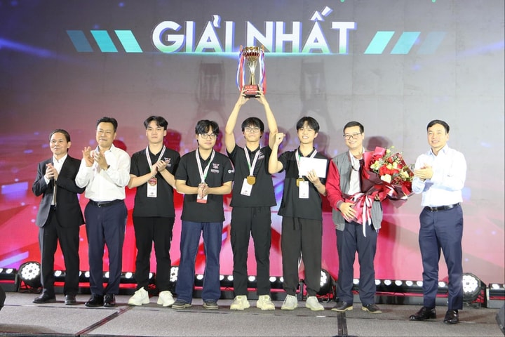 Học viện Công nghệ bưu chính viễn thông vô địch cuộc thi sinh viên với an ninh mạng 2025