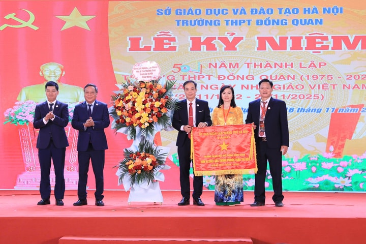 Trường THPT Đồng Quan kỷ niệm 50 năm Ngày thành lập