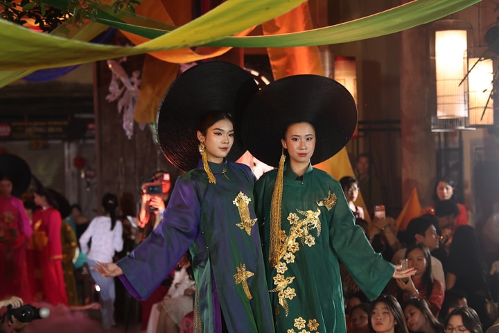 Đêm thời trang David Minh Đức mở đầu cho chuỗi hoạt động di sản tại phố cổ Hà Nội