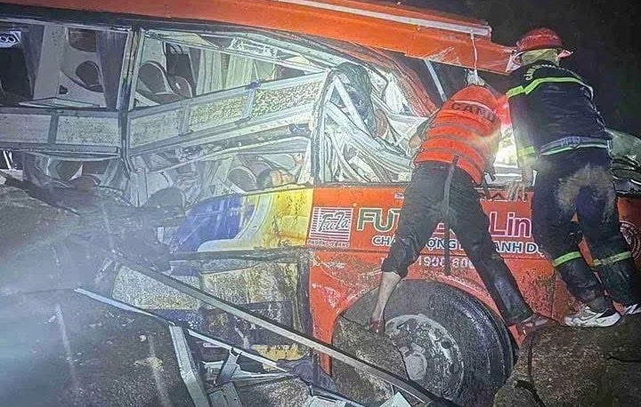 Sạt lở trên Quốc lộ 27C, 6 người tử vong, 16 người bị thương