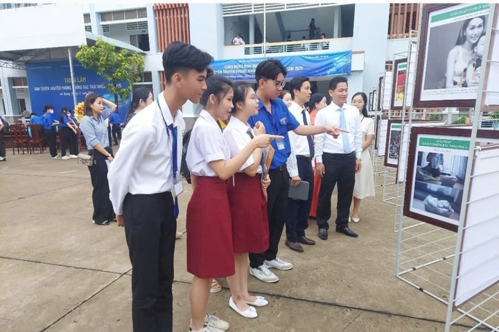 An Giang: Lan tỏa lối sống xanh góp phần giảm rác thải nhựa, giảm phát thải