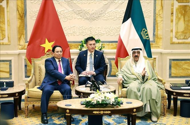 Thủ tướng Phạm Minh Chính hội kiến Quốc vương Nhà nước Kuwait