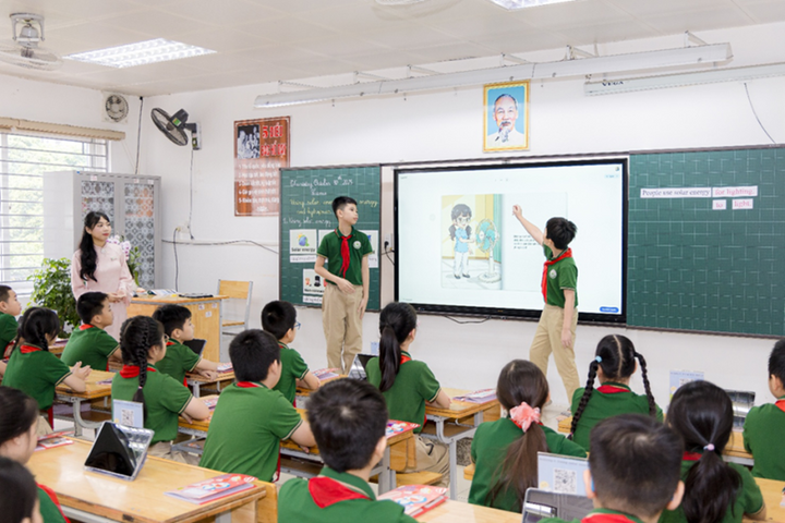 Chuyên đề thí điểm dạy học môn Khoa học bằng tiếng Anh