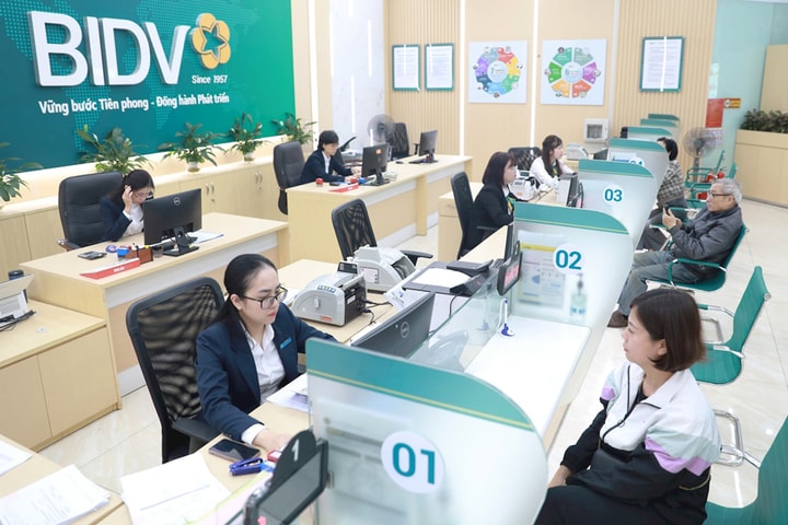 Ngân hàng trước áp lực huy động vốn cuối năm