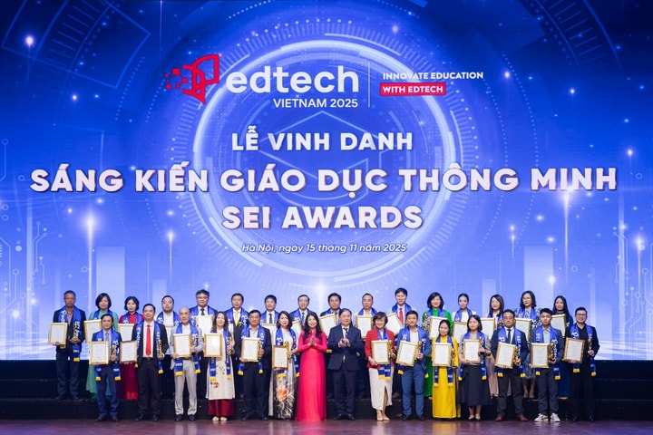 Agribank ghi dấu ấn tại Lễ vinh danh Sáng kiến Giáo dục Thông minh - SEI Awards năm 2025