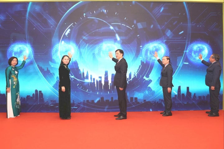 Ra mắt phần mềm “Mặt trận số” trên app iHanoi