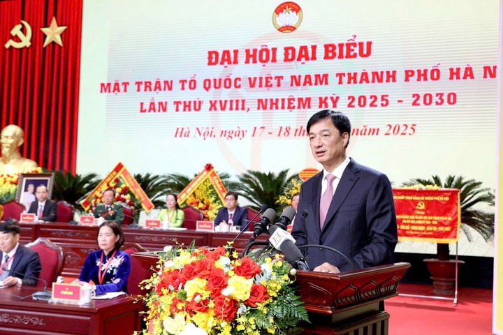 Đảng bộ thành phố Hà Nội luôn coi việc củng cố và phát huy sức mạnh đại đoàn kết toàn dân tộc là nhiệm vụ chiến lược
