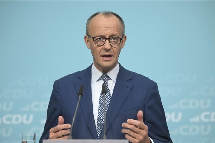 Thủ tướng Đức: EU cần chuyển đổi thành liên minh quốc phòng